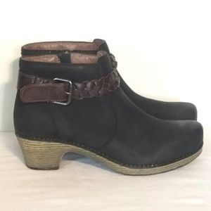 Dansko Michelle Black Leather Ankle Boot